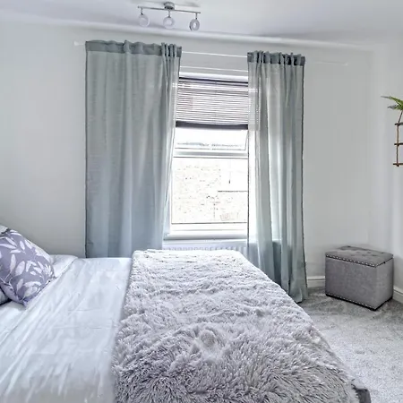 Spring Hall's House *