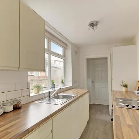 Spring Hall's House Apartment York
